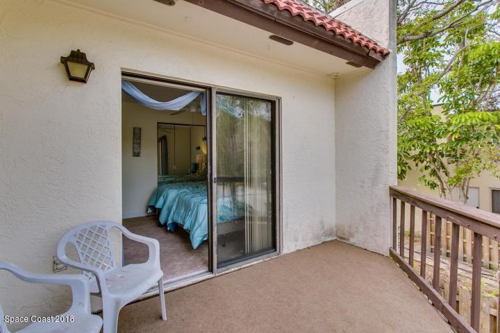 8718 Croton Ct - Photo 3 of 38