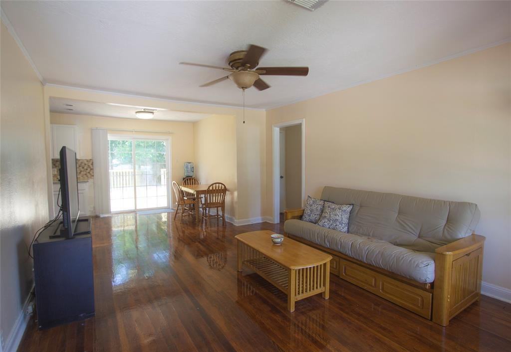 217 E 4th St - Photo 3 of 15