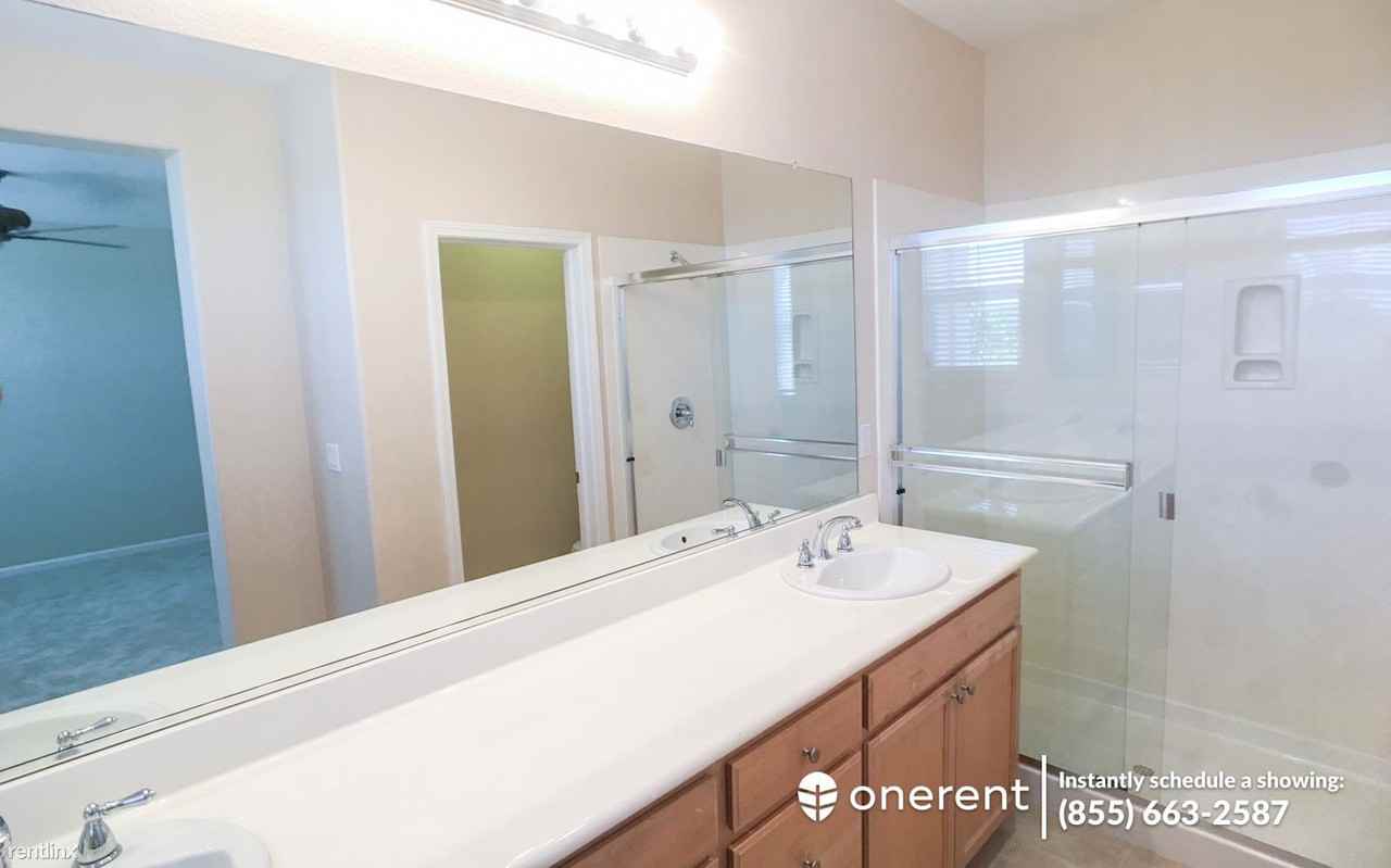 137 E Curtis Ave - Photo 2 of 21