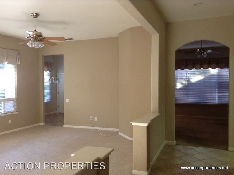 4410 Newland Heights Dr - Photo 3 of 32