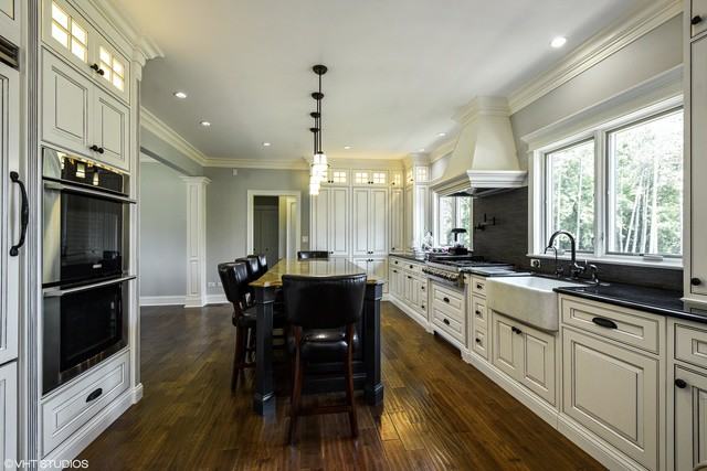 1921 Cheviot Dr - Photo 3 of 25