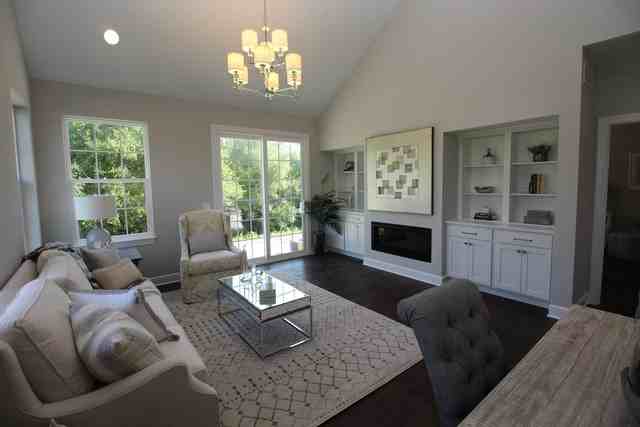 10731 Clock Tower Dr - Photo 3 of 28