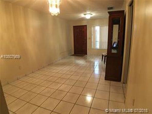 2401 SW 102nd Ave - Photo 2 of 8