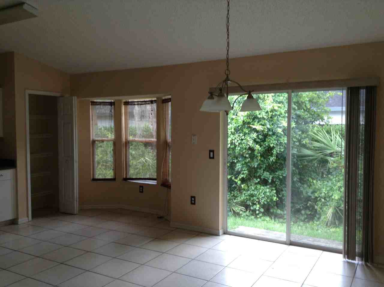 2829 Menard Dr - Photo 3 of 8