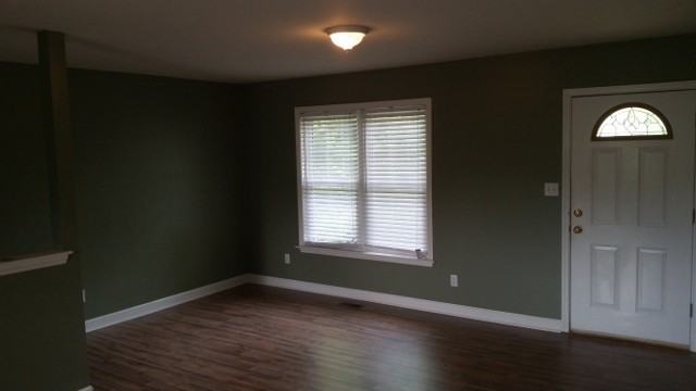 20 Jefferson Dr - Photo 2 of 10