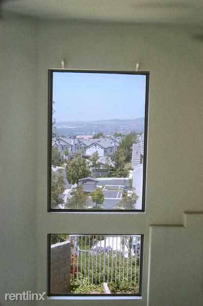 1330 S Country Glen Way - Photo 3 of 14