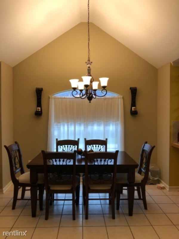 36214 Greenville Ave - Photo 3 of 12