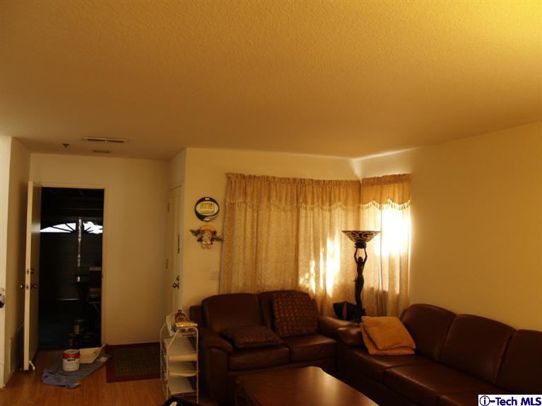 3613 Ponderosa St - Photo 3 of 13