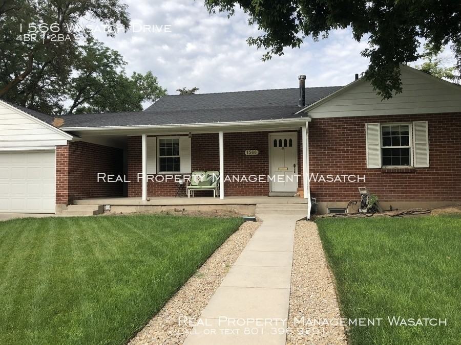 1566 Wasatch Dr E - Photo 2 of 31