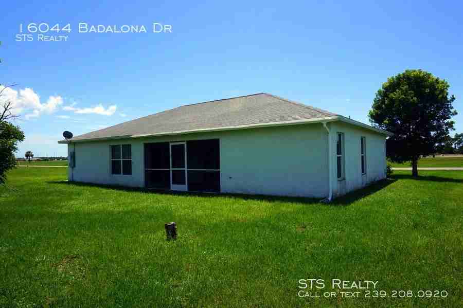 16044 Badalona Dr - Photo 2 of 17