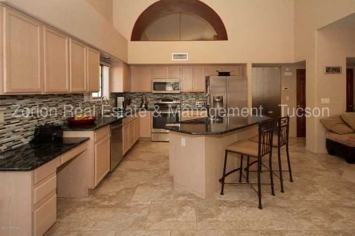 4543 N Little Rock Dr - Photo 2 of 28