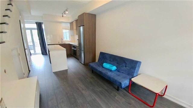 56 St David St - Photo 2 of 11