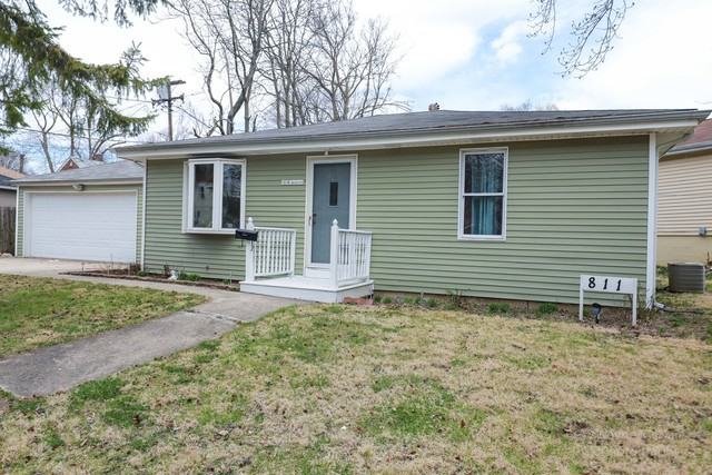 811 Jasper St - Photo 2 of 15