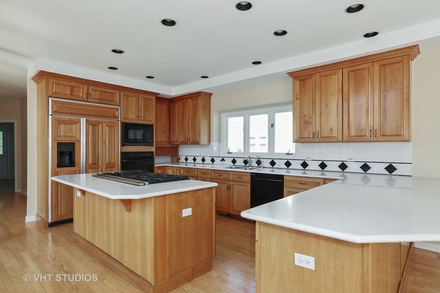 26 S Webster St - Photo 3 of 11