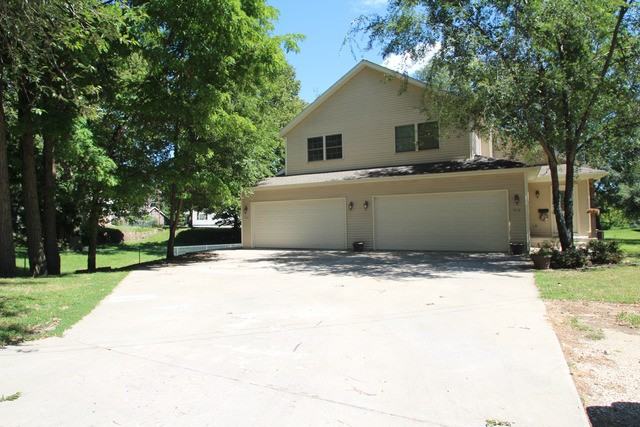 916 Post St - Photo 3 of 11