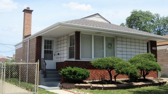 3736 W 78th St - Photo 3 of 25