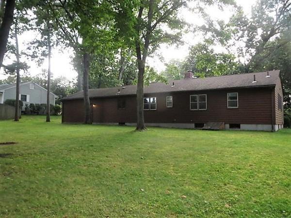 105 Dunsany Dr - Photo 2 of 18