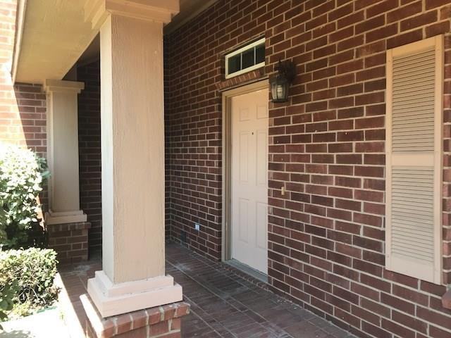 1921 Caddo Springs Dr - Photo 3 of 15