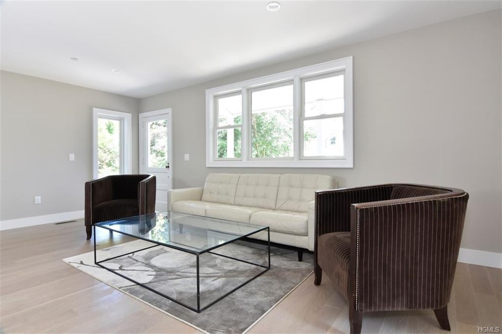 22 E Clinton Ave - Photo 2 of 22