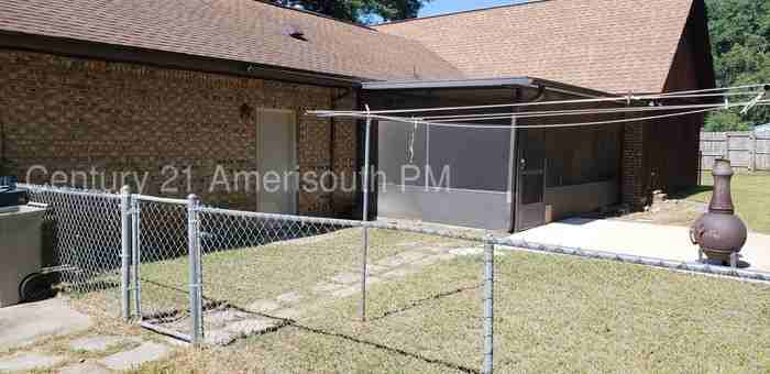 4148 Tonbridge Cir - Photo 2 of 17