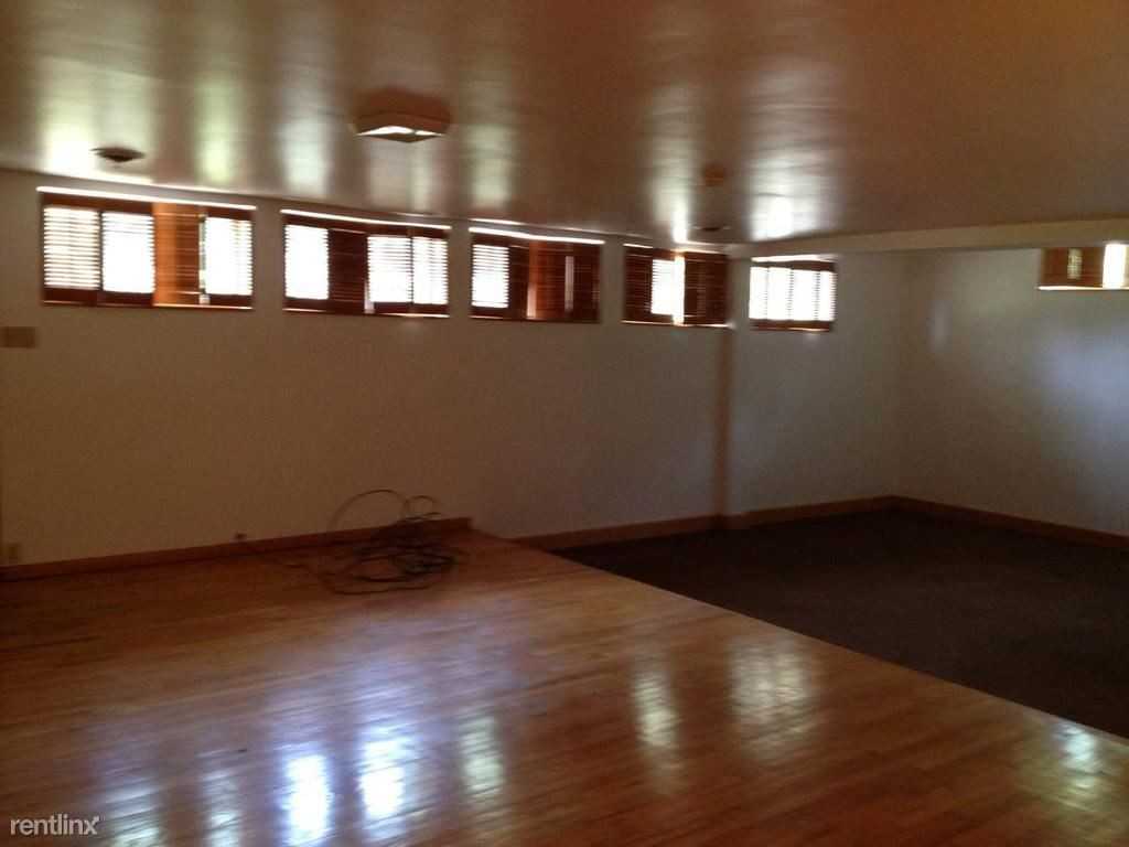 5722 Fifth Ave #1A - Photo 2 of 4