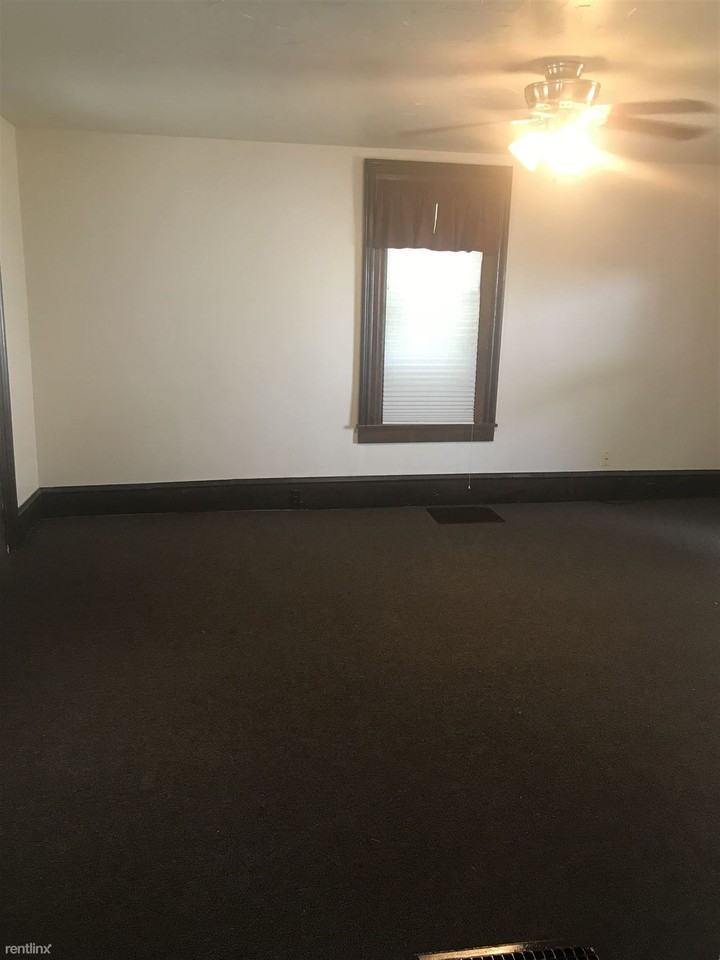 724 N Cochran Ave - Photo 3 of 8