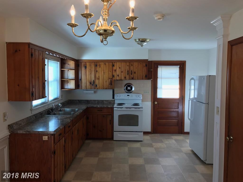 35 Leeland Rd - Photo 2 of 5