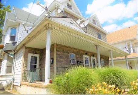 215 N Main St - Photo 2 of 9