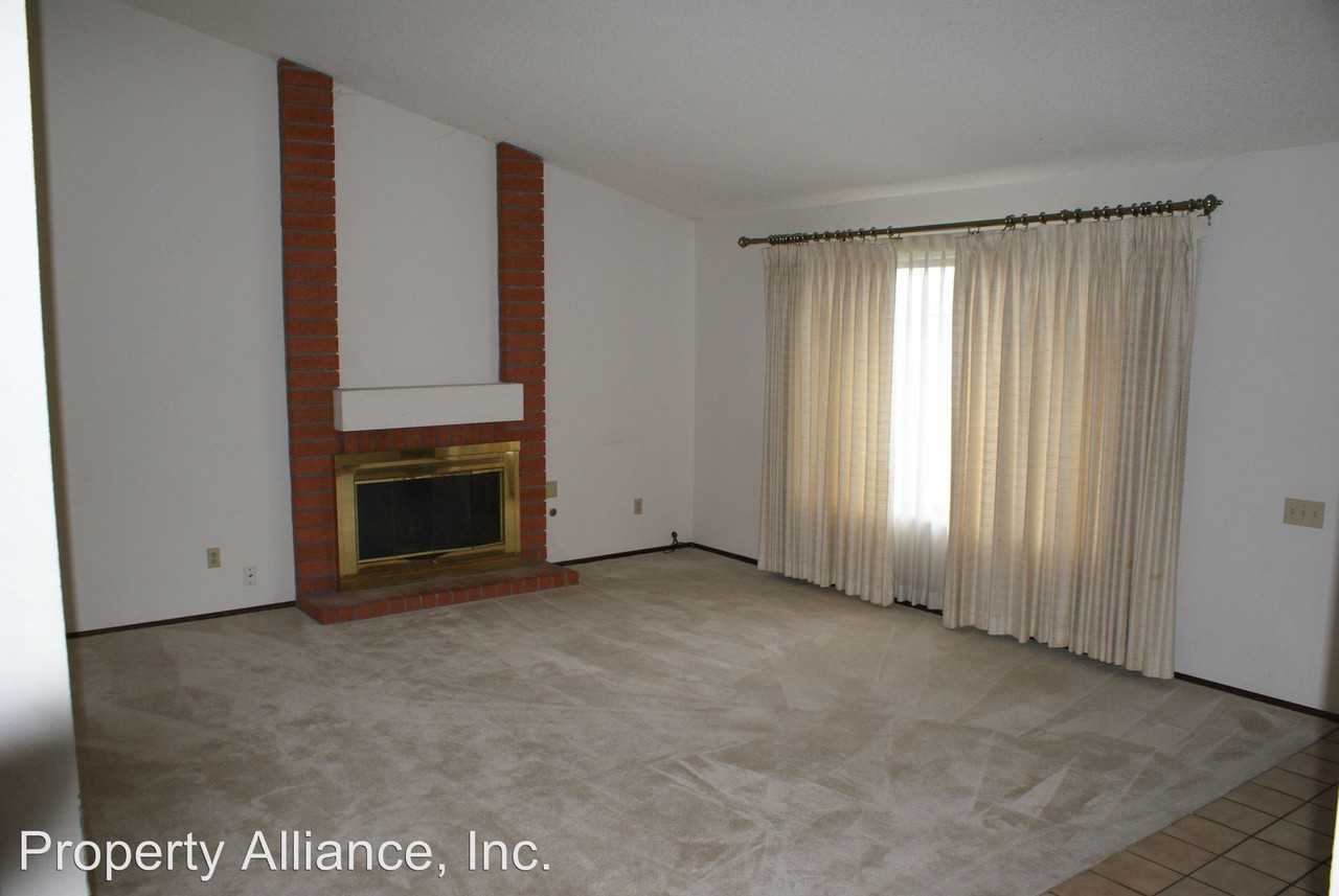 3716 Black Feather Dr - Photo 2 of 6