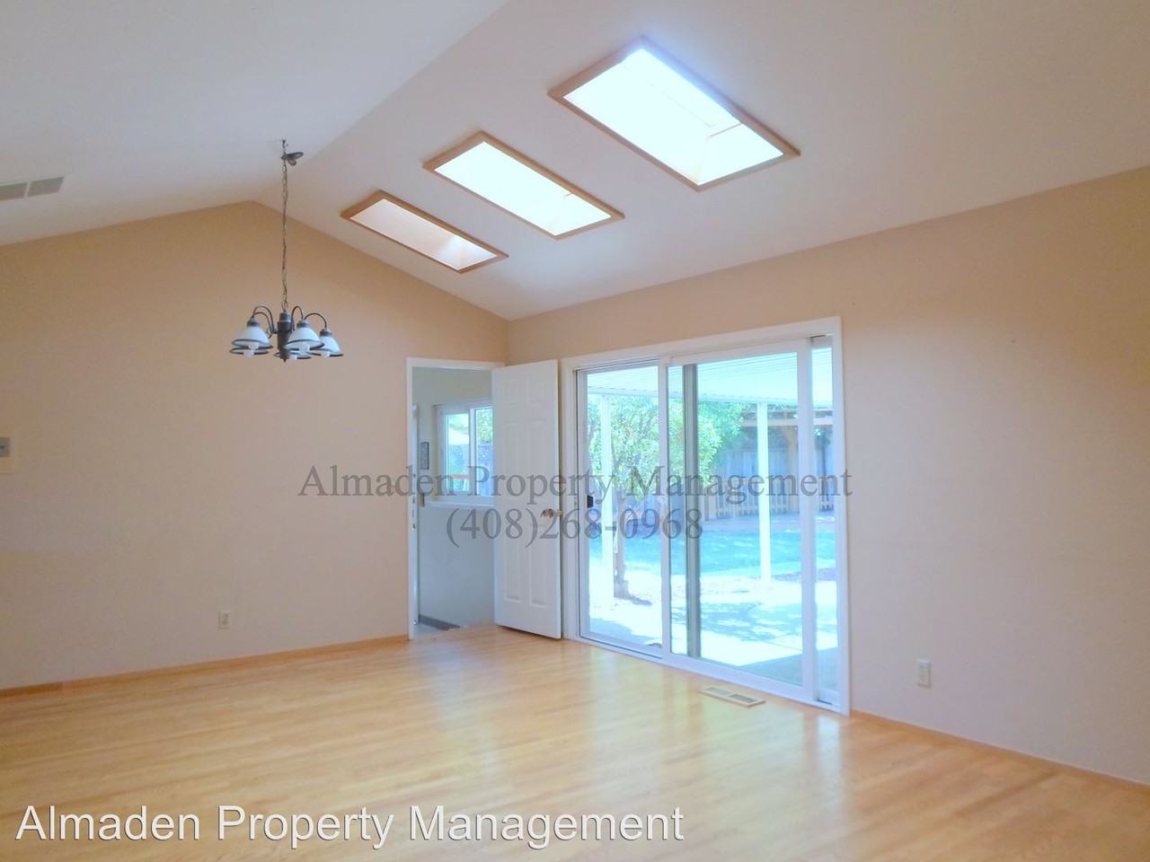 1113 Corvallis Dr - Photo 2 of 15