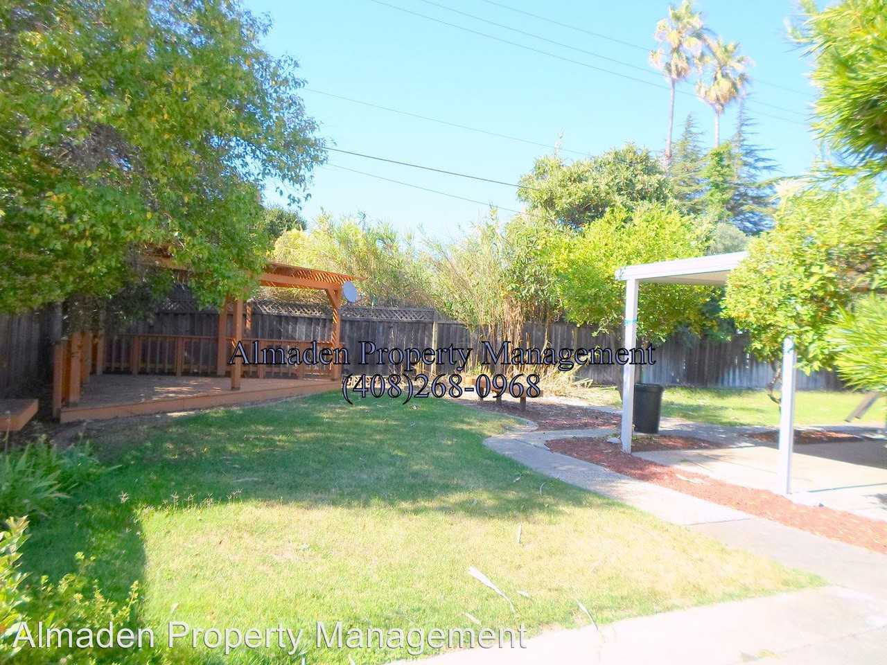 1113 Corvallis Dr - Photo 3 of 15