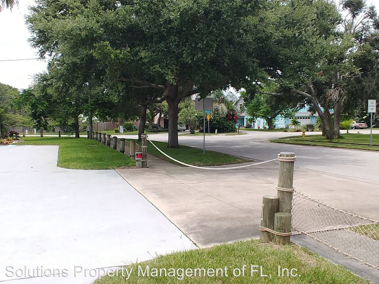 8543 Rosalind Ave - Photo 2 of 23