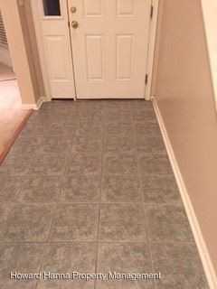 301 Spinnaker Way - Photo 2 of 8