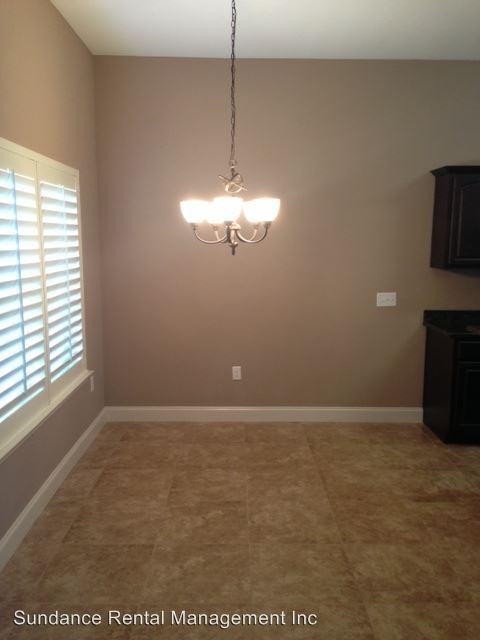 672 Red Fern Rd - Photo 3 of 16