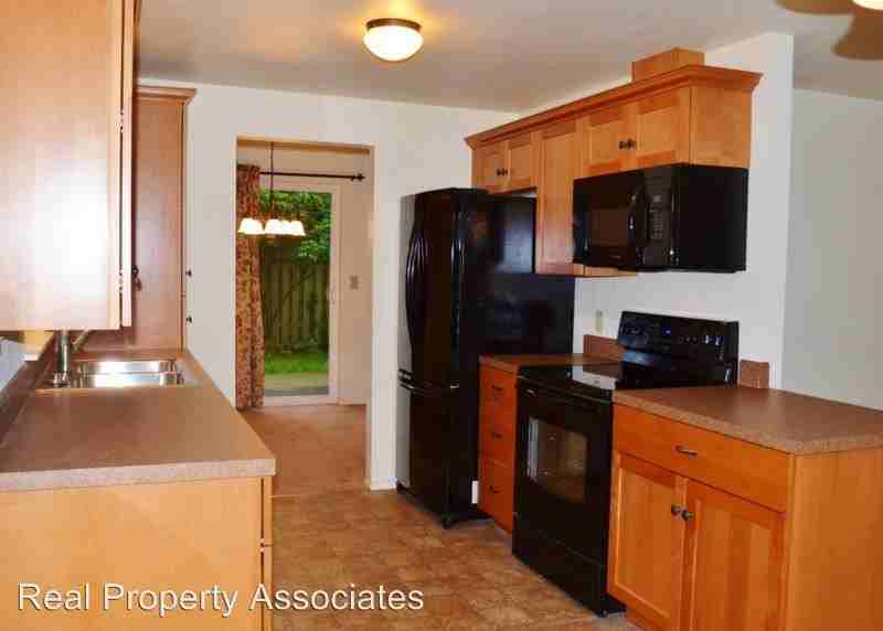 2706 Panaview Blvd - Photo 2 of 10