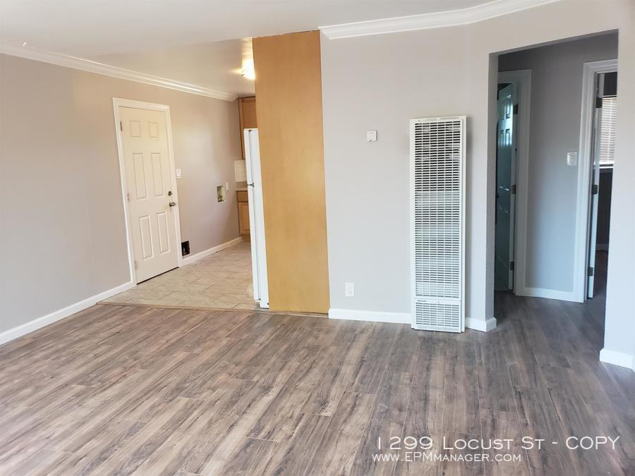 1299 Locust St #COPY - Photo 3 of 6