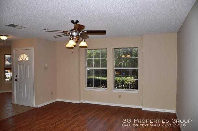 1720 Circle Creek Dr - Photo 3 of 16