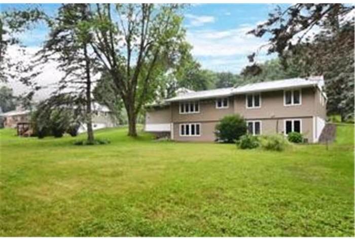 14115 Woodhaven Rd #M - Photo 2 of 19