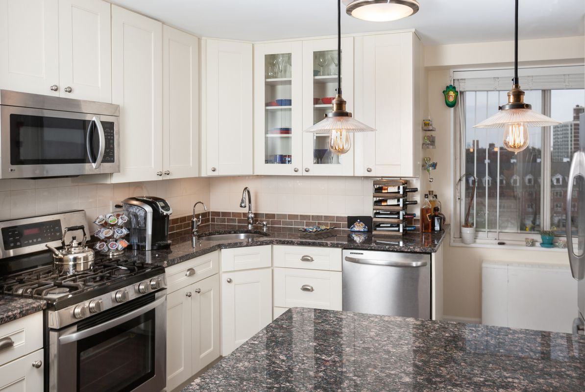 Henry Hudson Pkwy W & W 235th St #14A