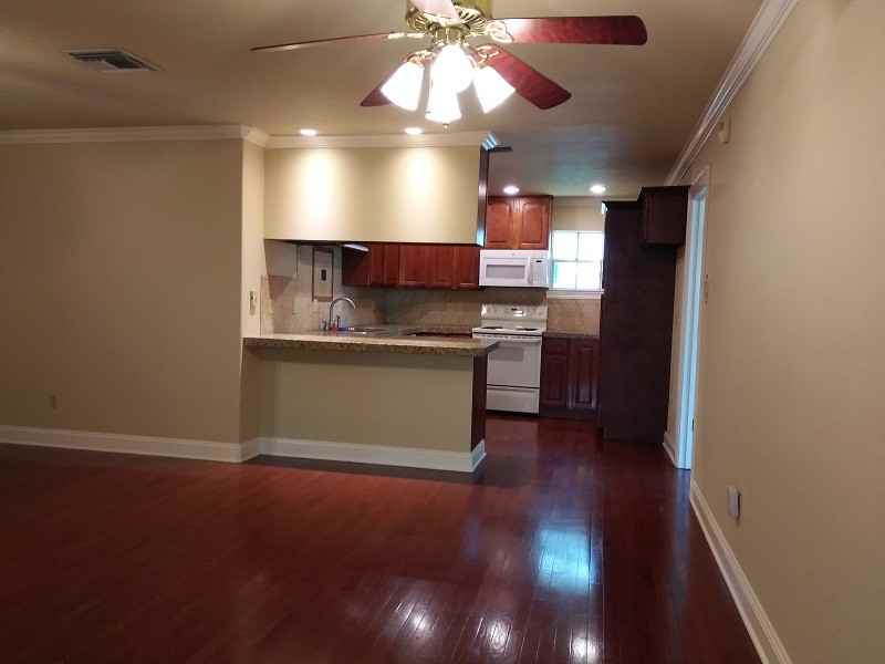 1845 Harvard Ave - Photo 3 of 31