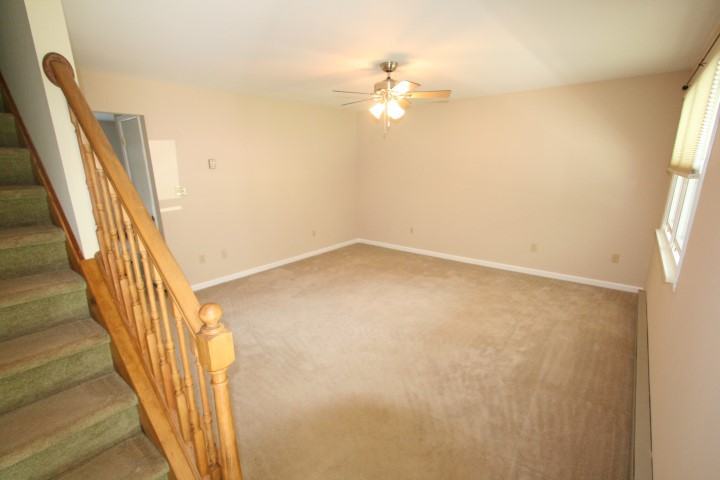 53 Lehman Ave - Photo 2 of 15