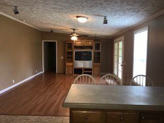 7103 Ridgeview Rd - Photo 3 of 29