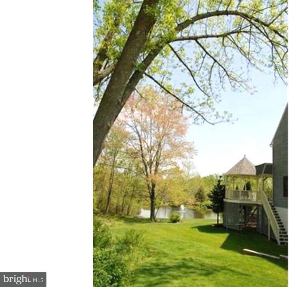 1179 Meredith Ln - Photo 2 of 16