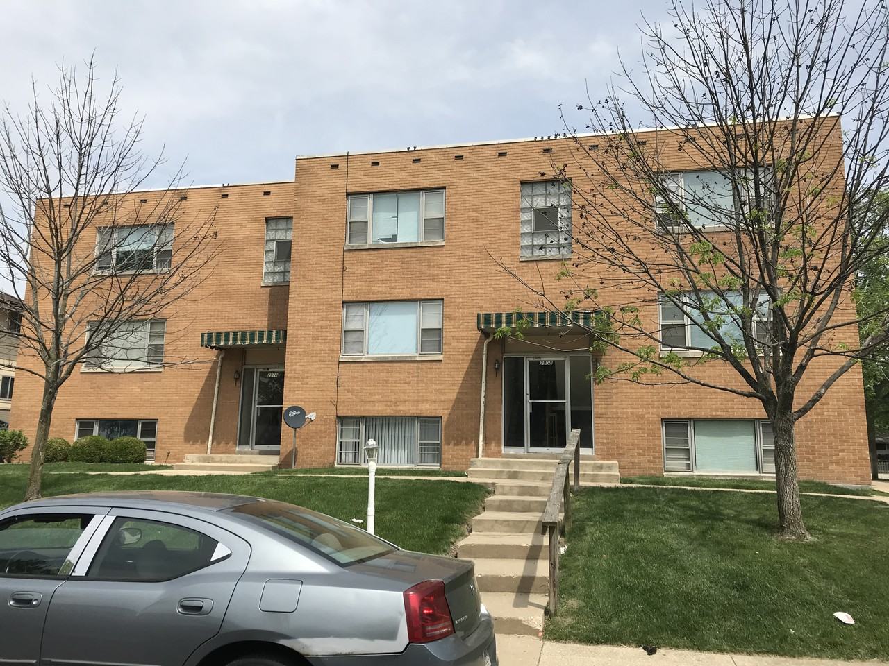 2908 North Rockwood Drive