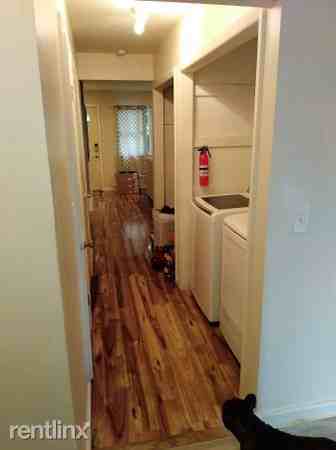 111 Chrystal Dr - Photo 3 of 7