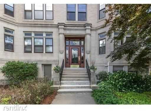 1195 Beacon St - Photo 3 of 10