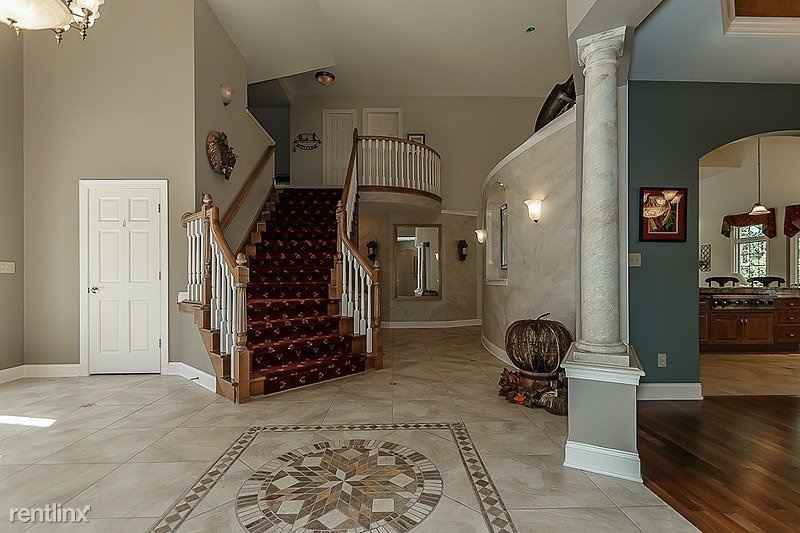 7680 Marewood Pl - Photo 2 of 39