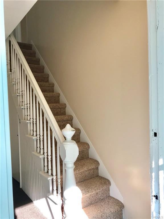 12 Orange Turnpike - Photo 2 of 21