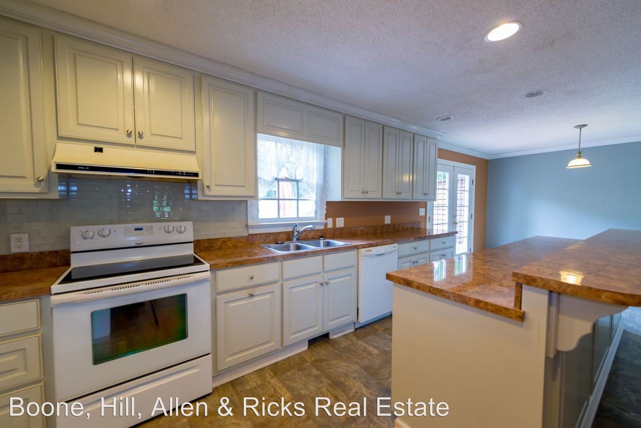 1240 Waterloo Dr - Photo 3 of 20