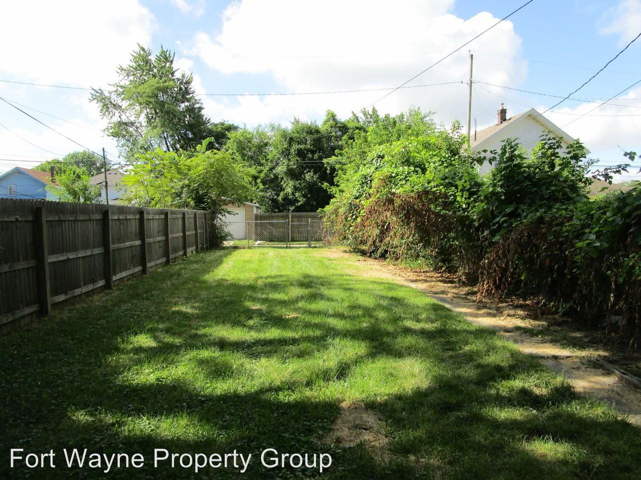 1910 Antoinette St - Photo 2 of 11